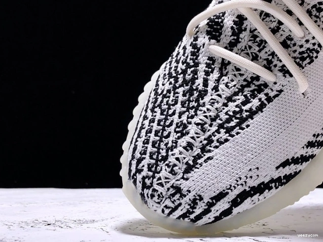 Black 350 CP9654 Zebra White Boost Yeezy V2 Adidas 0817